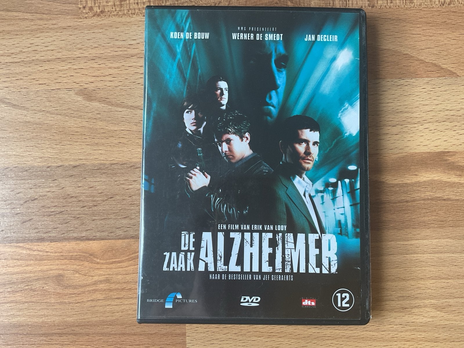 De Zaak Alzheimer DVD - Spannende Actiethriller, Gebruikt, Actiethriller, Ophalen of Verzenden, Vanaf 12 jaar
