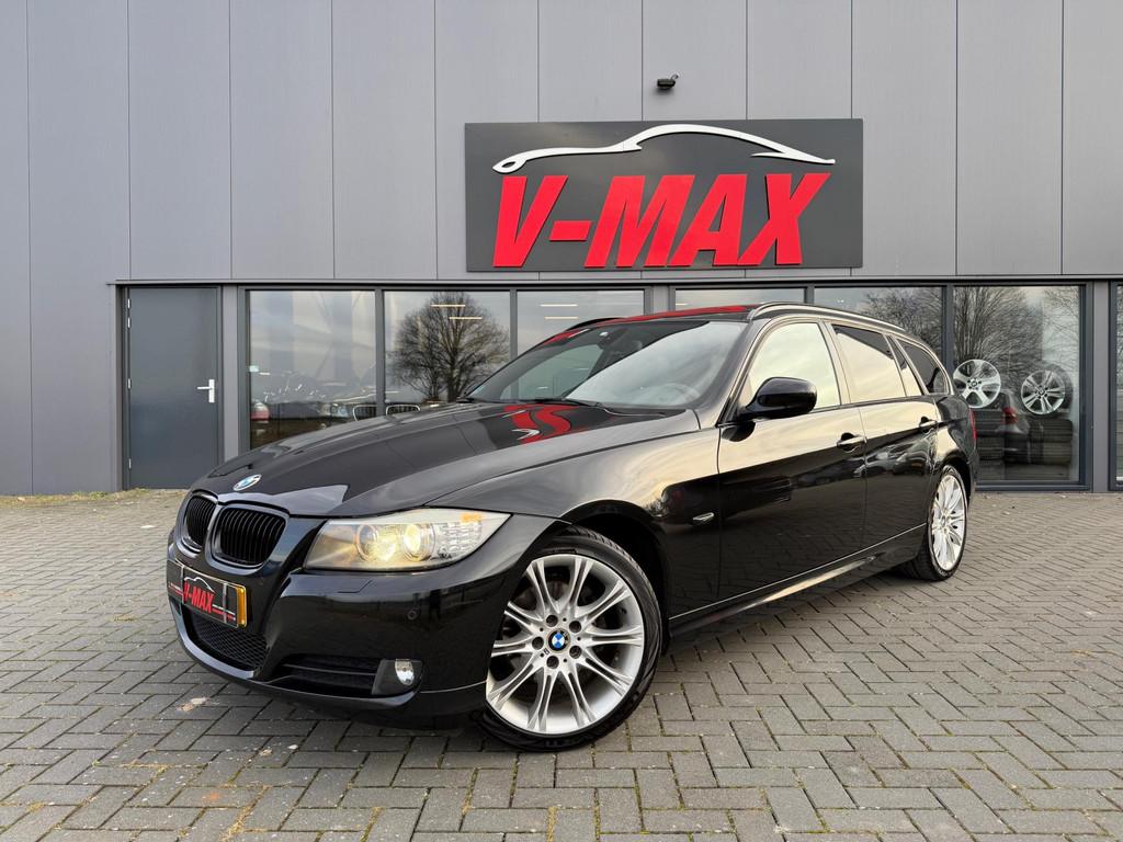BMW 318i 2.0 AUT Xenon Pano H/Kardon NaviProf Stoelvw Memory, Automaat, Euro 5, Zwart, 4 cilinders