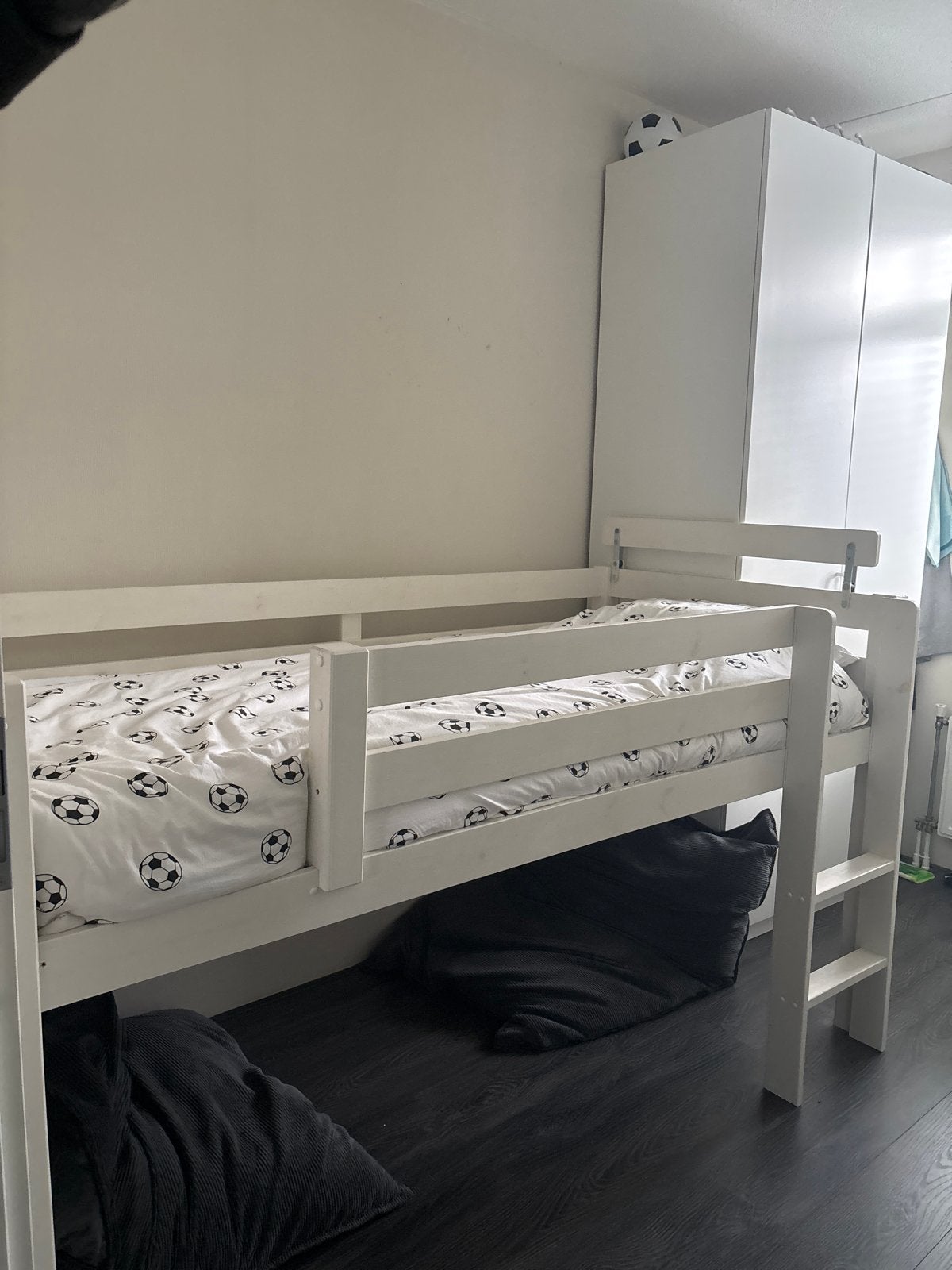 Halfhoogslaper, Gebruikt, 90 cm, Eenpersoons, Minder dan 160 cm