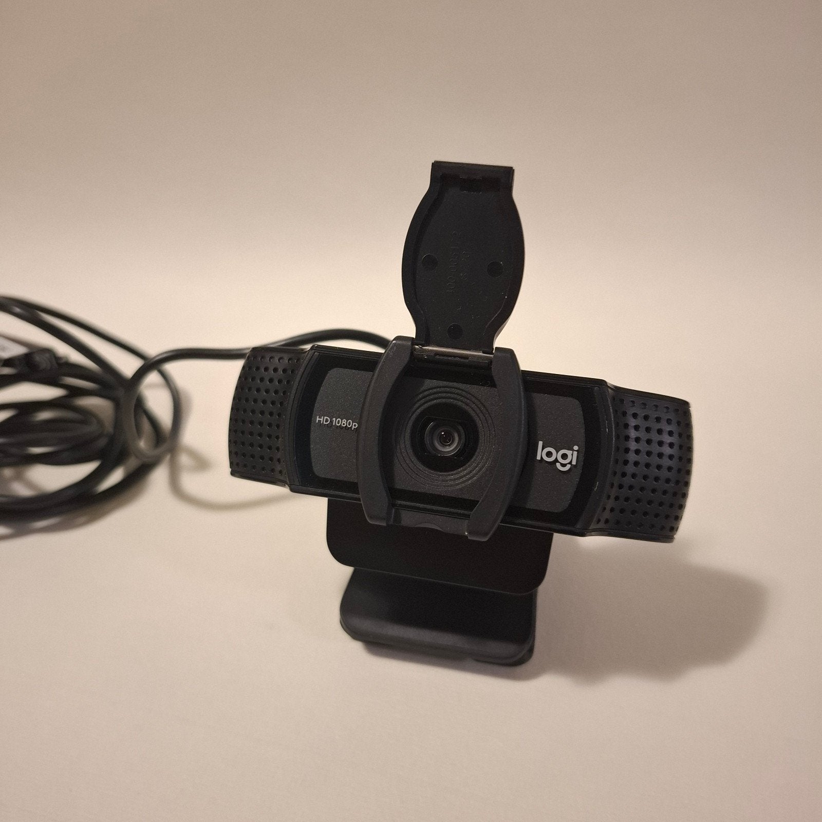 Logitech C920s Pro HD Webcam, Computers en Software, Logitech, Ophalen of Verzenden, Zo goed als nieuw, Monitorclip