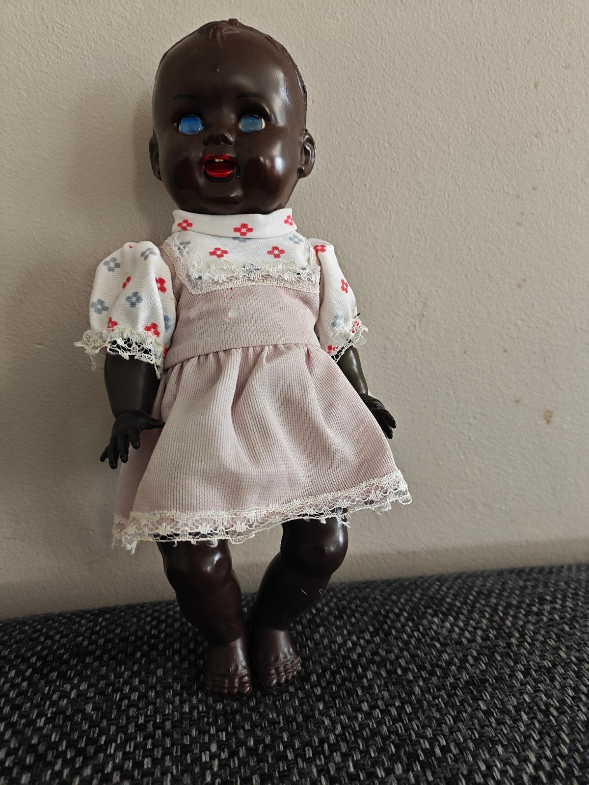 Vintage Kader popje, donker, 26 cm, Verzamelen, Ophalen of Verzenden, Gebruikt, Pop