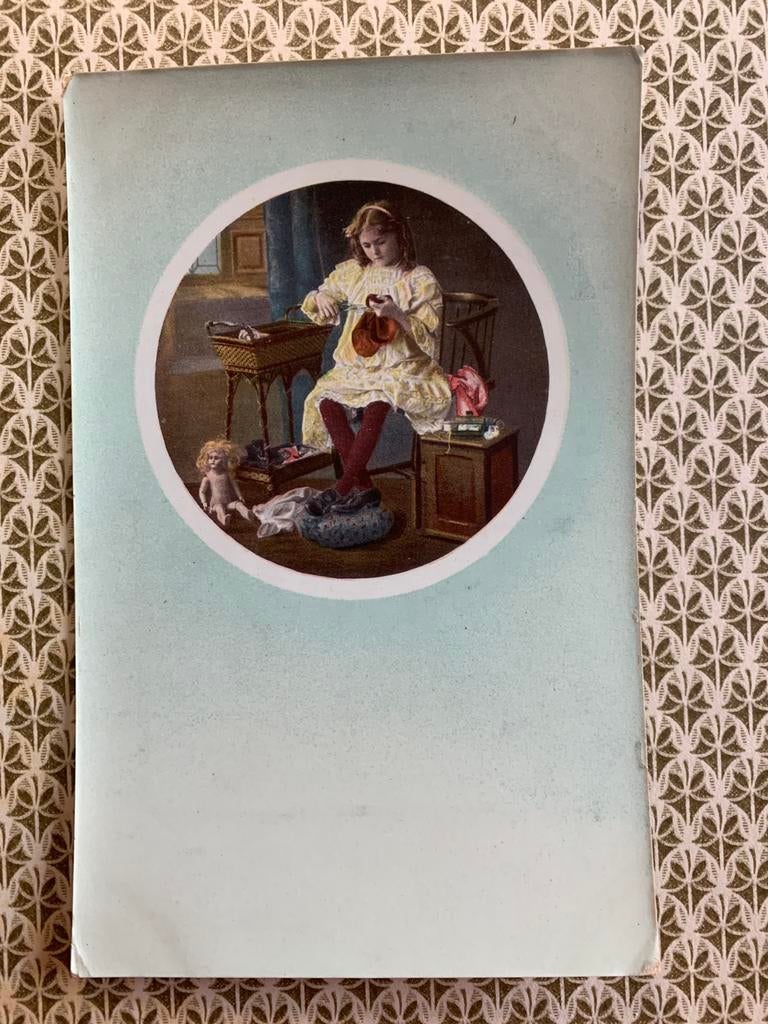 1911 Meisje breit poppenkleertjes (NN), Ophalen of Verzenden, Voor 1920, Gelopen, Kinderen