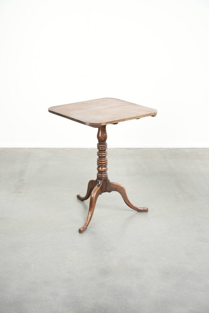 Antieke eikenhouten Engelse tilt top tafel uit de 19e eeuw, Antiek en Kunst, Ophalen