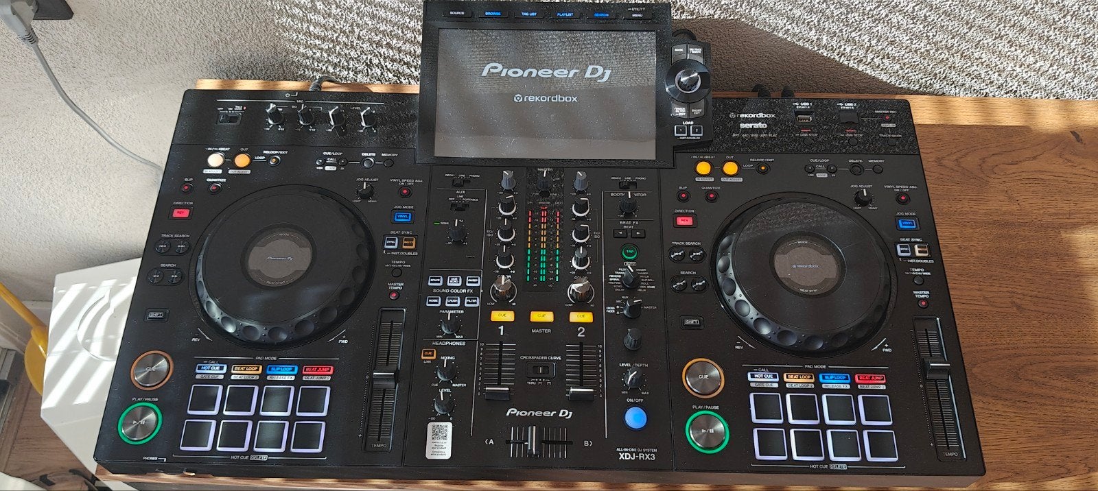 Complete Pioneer DJ set: XDJ-RX3, koptelefoon, monitors