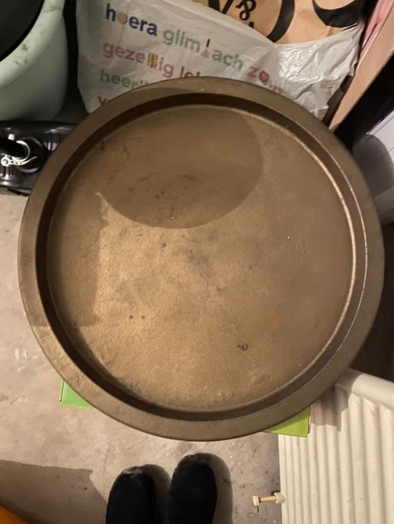 Grote goude decoratie schaal zwaar gietijzer, Ophalen, Gebruikt, Rond, Metaal