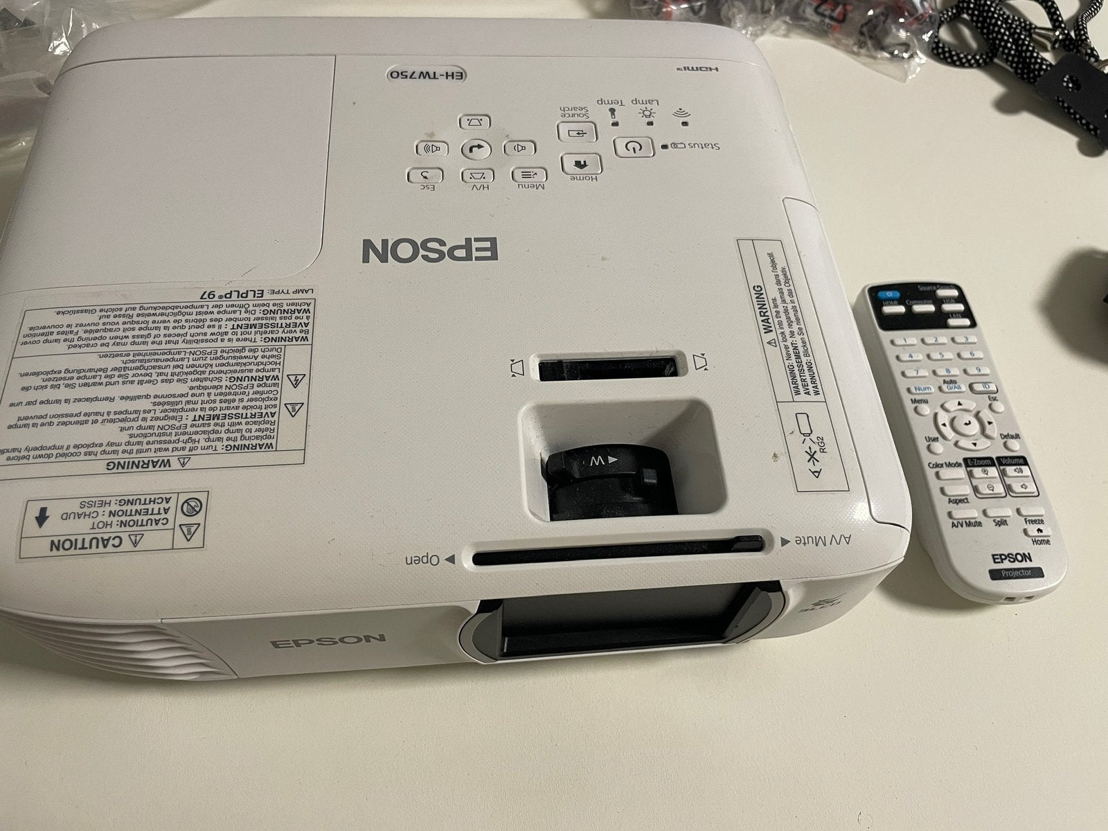 Epson Beamer (EH-TW750), Audio, Tv en Foto, Beamers, Ophalen, Epson, Zo goed als nieuw, LCD