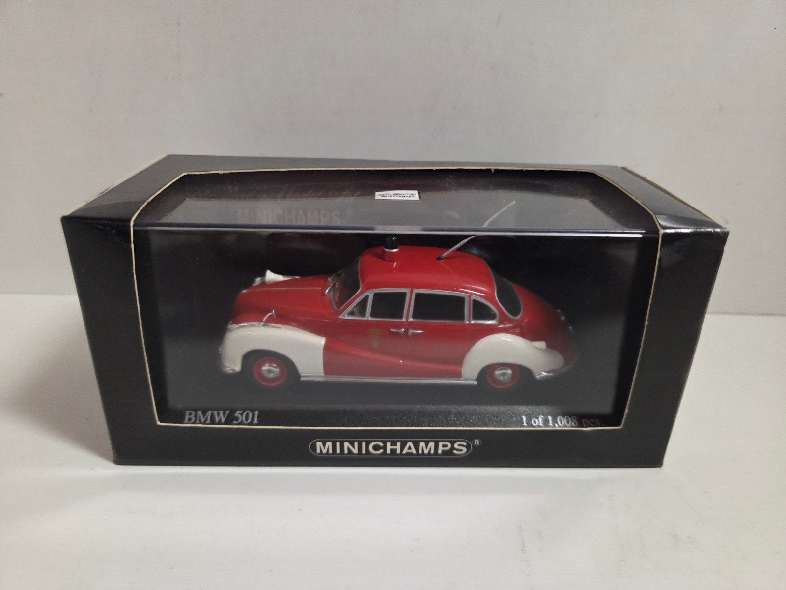 Minichamps BMW 501 brandweer München 1:43, Hobby en Vrije tijd, Auto, ., Ophalen of Verzenden, Zo goed als nieuw