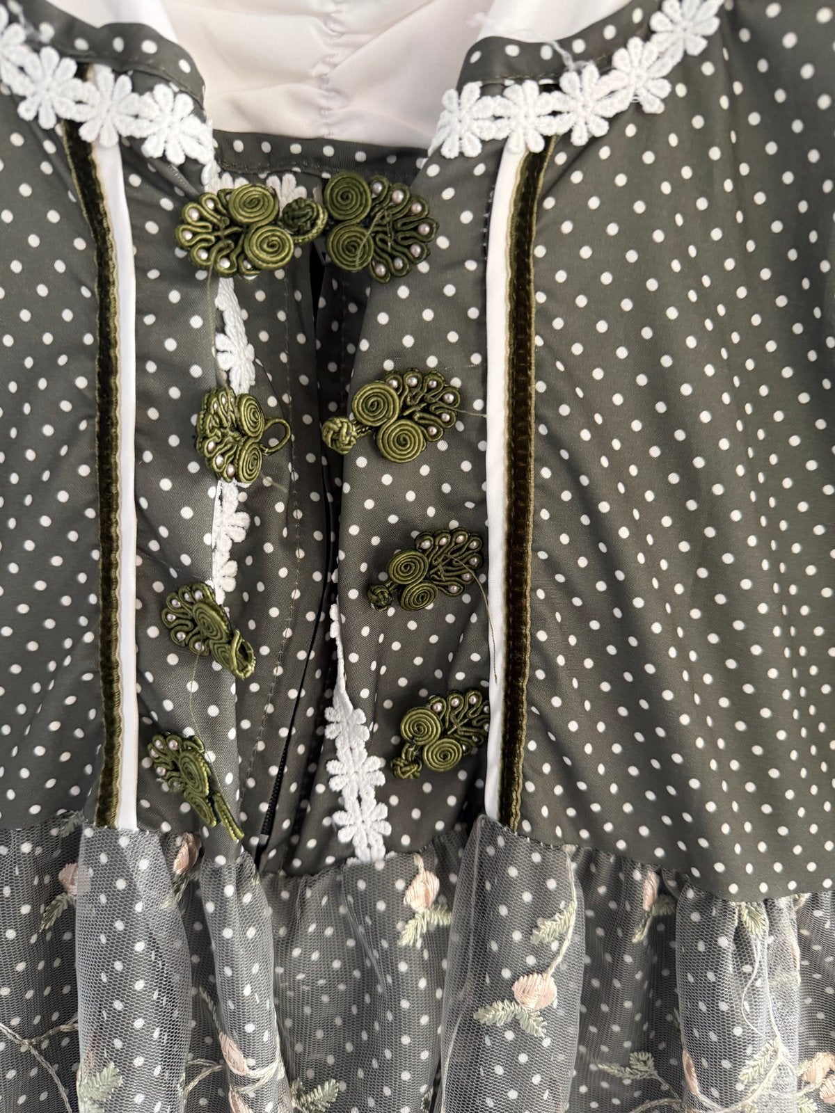 Dirndl jurk met bloemenprint en kanten details, Kleding | Dames, Maat 38/40 (M), Ophalen of Verzenden, Zo goed als nieuw, Knielengte