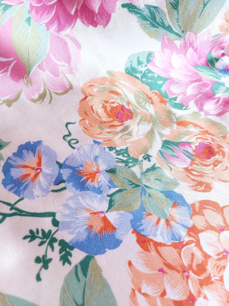 Prachtig satijnen bloemen gordijn - rozen Multicolor, 100 tot 150 cm, 100 tot 150 cm, Zo goed als nieuw, Romantisch, cottage core, landelijk, retro, vintage, botanisch