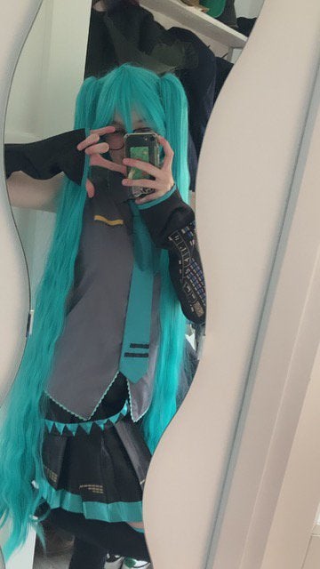 Hatsune miku cosplay, Ophalen of Verzenden, Zo goed als nieuw