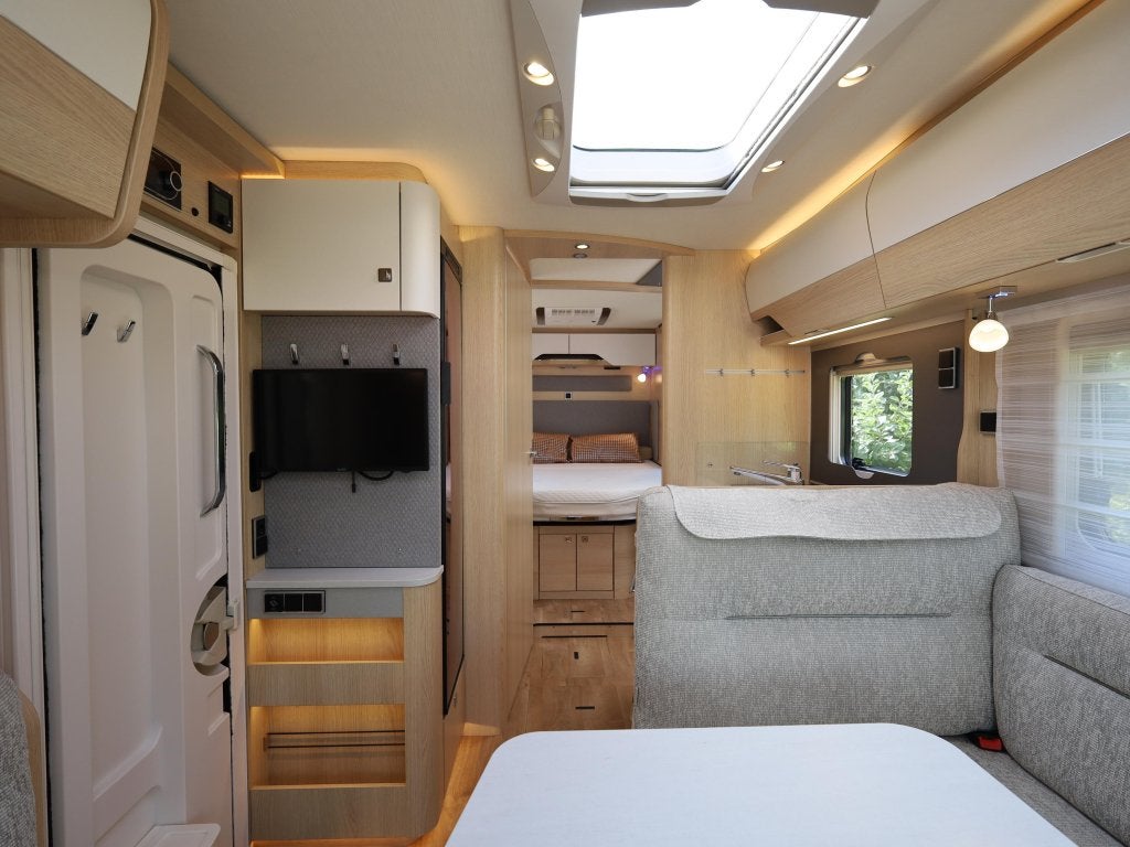 Hymer B-MC T 690 FULL OPTIONS, Ringverwarming, Startonderbreker, Tot en met 2, Bedrijf