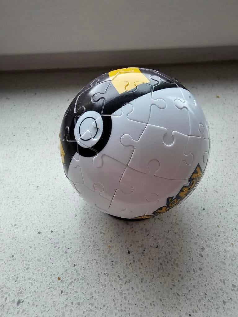Pokemon 3d puzzel met bal, Ophalen of Verzenden, Meer dan 50 stukjes, Zo goed als nieuw, 6 jaar of ouder