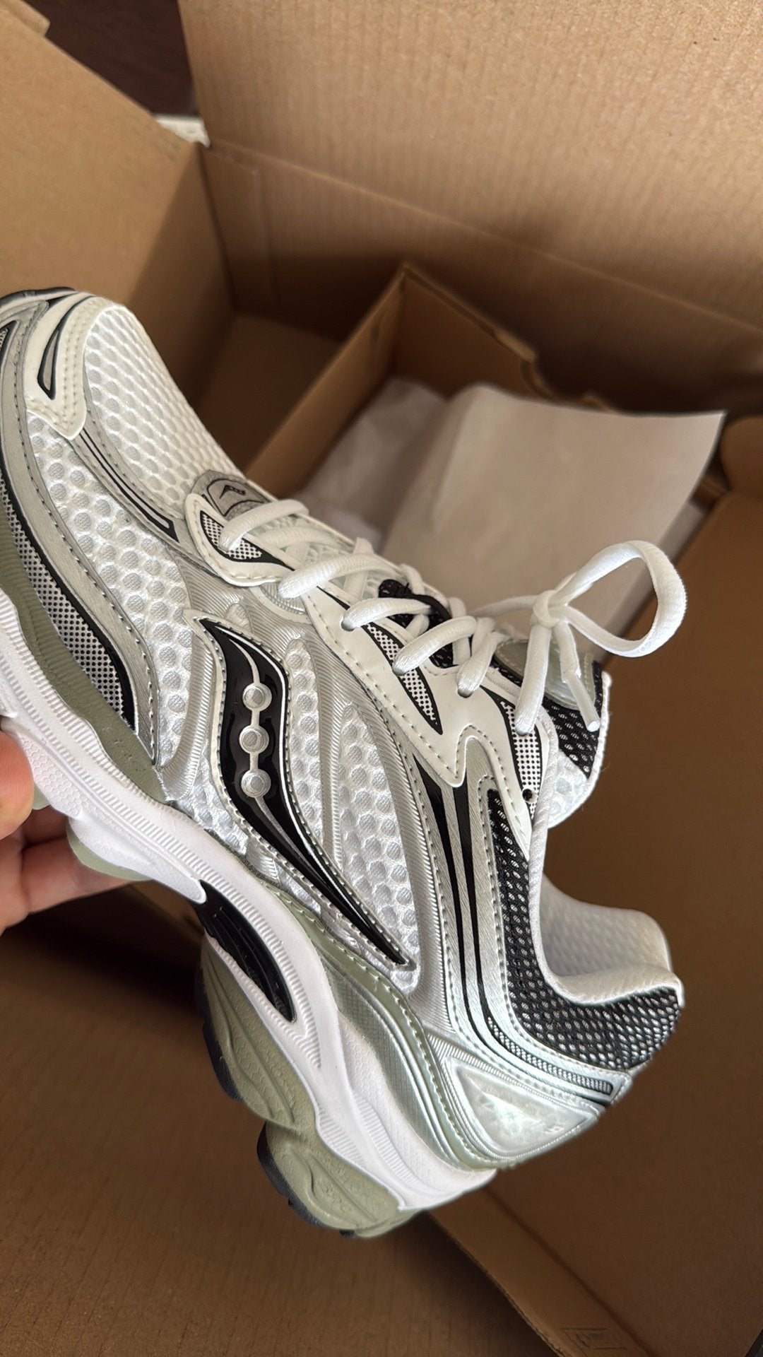 Saucony white sage ( Nieuw ), Ophalen of Verzenden, Nieuw, Wit
