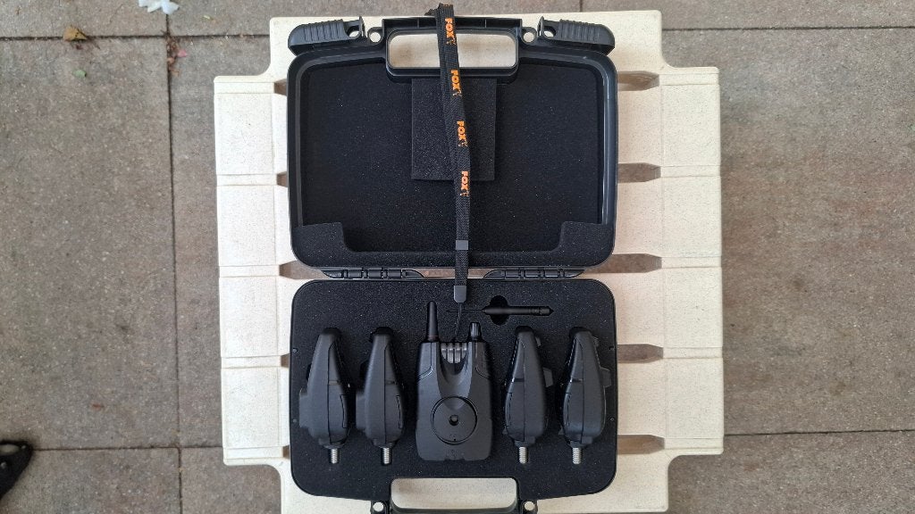 Fox Micron MX 4+1 Rod Set beetverklikkers / piepers., Ophalen of Verzenden, Zo goed als nieuw, Complete set