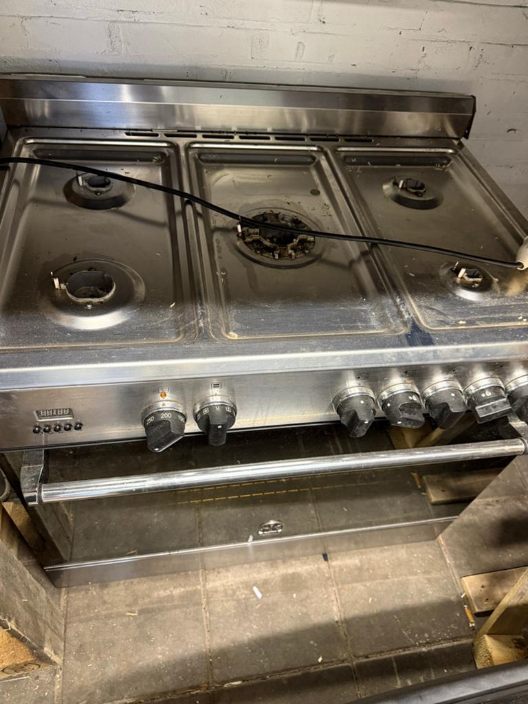 Gebruikt gasfornuis met oven - RVS, Witgoed en Apparatuur, Fornuizen, Ophalen, Gebruikt, 60 cm of meer, Grill