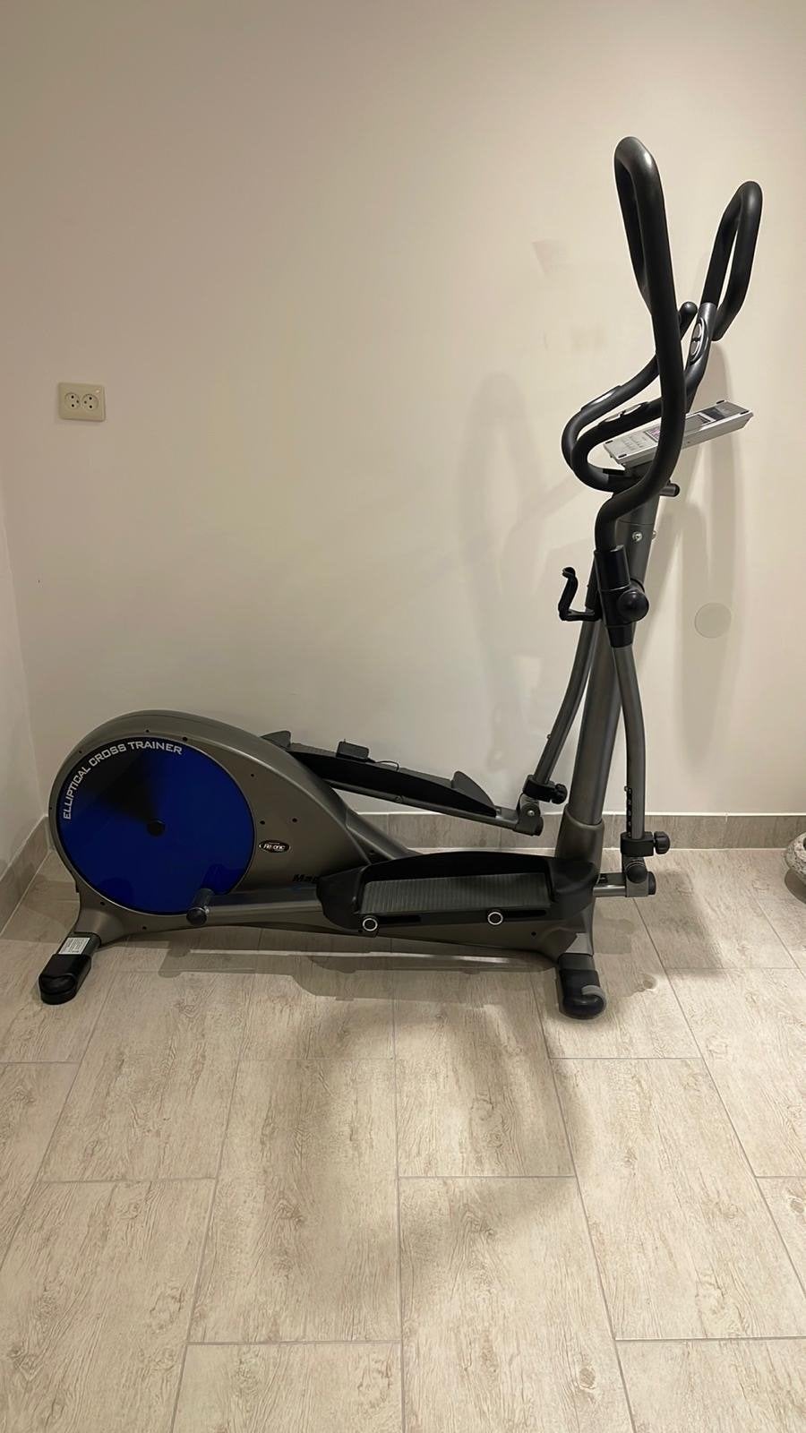 Infiniti Crosstrainer - Zo goed als nieuw, Ophalen, Armen, Zo goed als nieuw, Crosstrainer