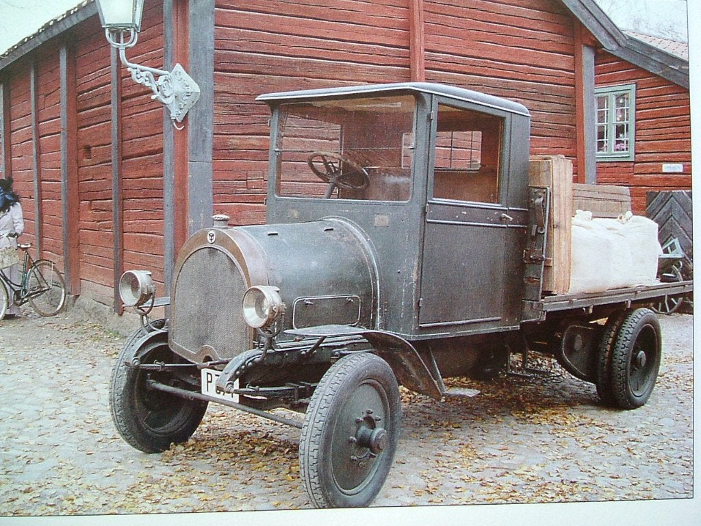 Scania Parade 1891 - 1991., Ophalen of Verzenden, Gelezen, Autotechniek