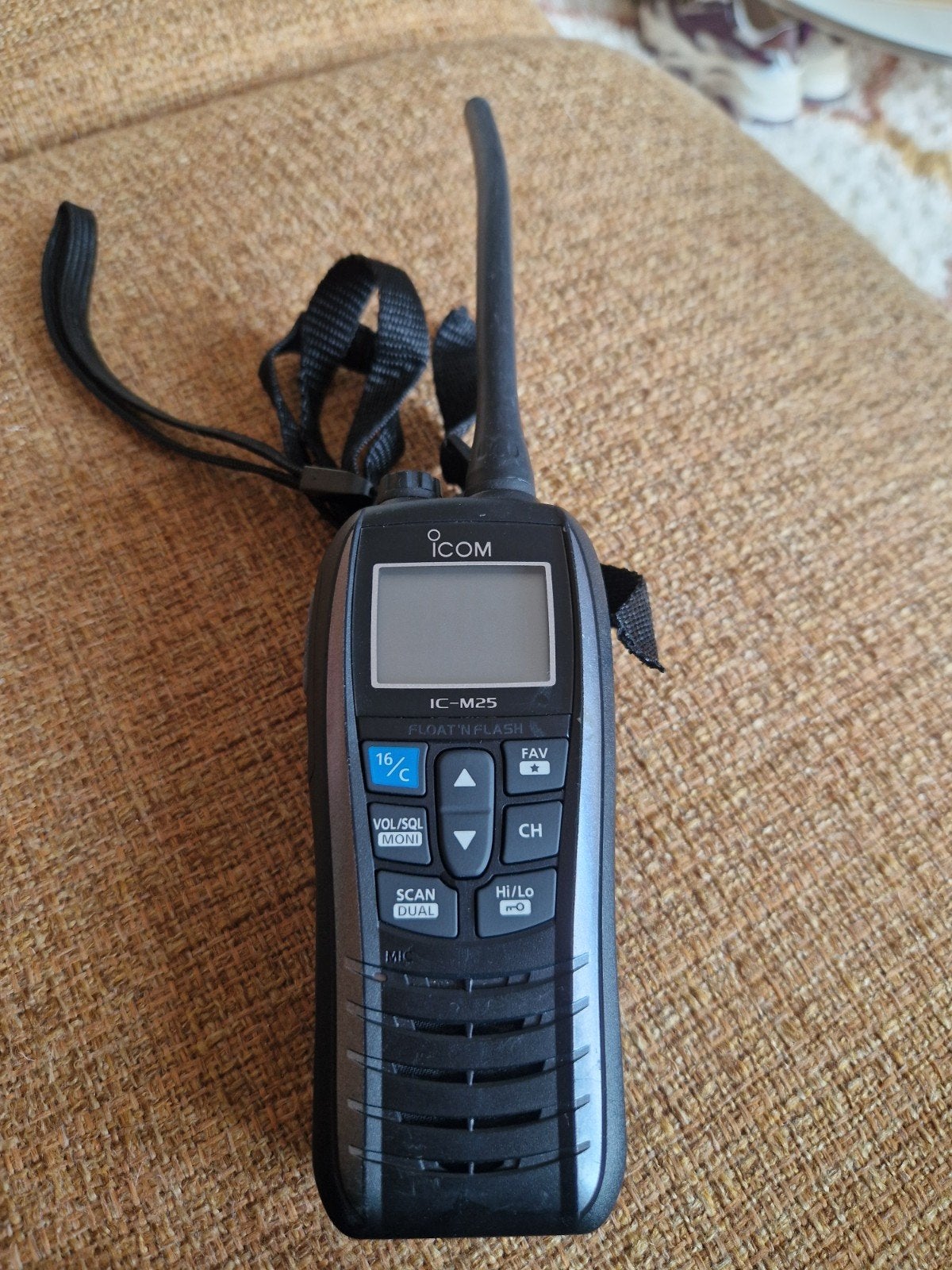 Icom IC-M25 Marifoon - 3 jaar gebruikt., Telecommunicatie, Gebruikt, 15 km of meer, Ophalen of Verzenden, Portofoon of Walkie-talkie