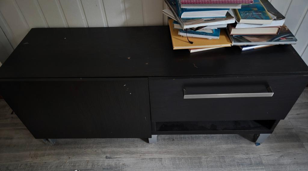Gratis ophalen: zwart kastje, Huis en Inrichting, Ophalen, 25 tot 50 cm, 50 tot 100 cm, Minder dan 100 cm