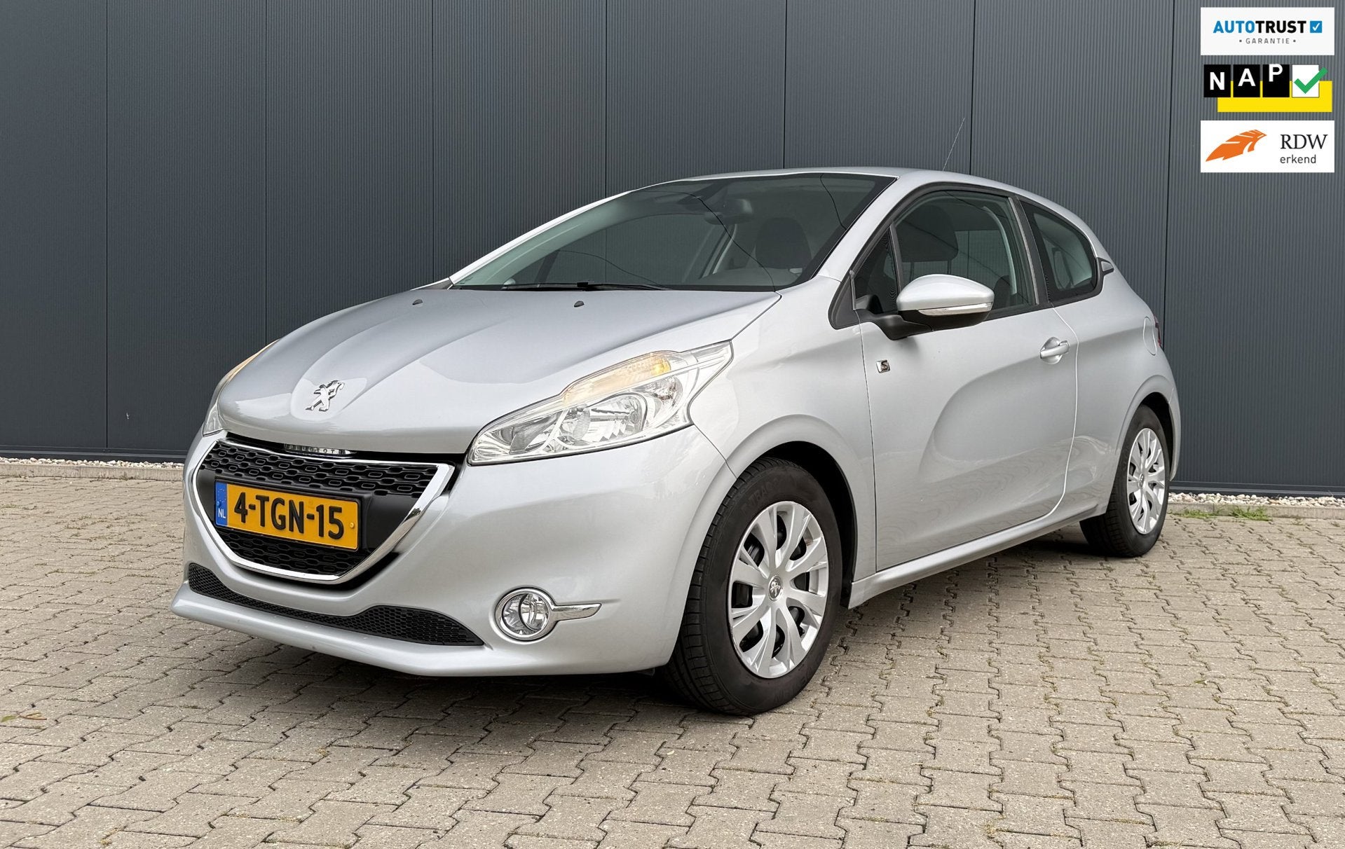 Peugeot 208 1.4 VTi Active Cima Cruise Navi NAP APK, Auto's, Peugeot, Voorwielaandrijving, Euro 5, Stof, Gebruikt
