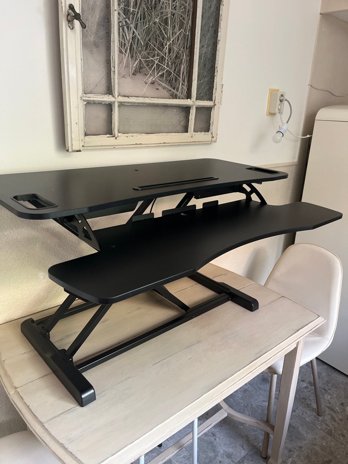 Zwart Zit-sta Bureau verhoger - Ergonomisch & Verstelbaar, Huis en Inrichting, Bureaus, Zo goed als nieuw, Zit-sta bureau, Overige merken