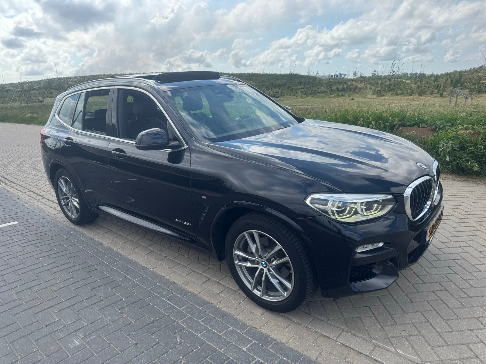 BMW X3 Xdrive20i 184pk Aut 2018 Zwart, Auto's, 1998 cc, 4 cilinders, 2000 kg, Zwart