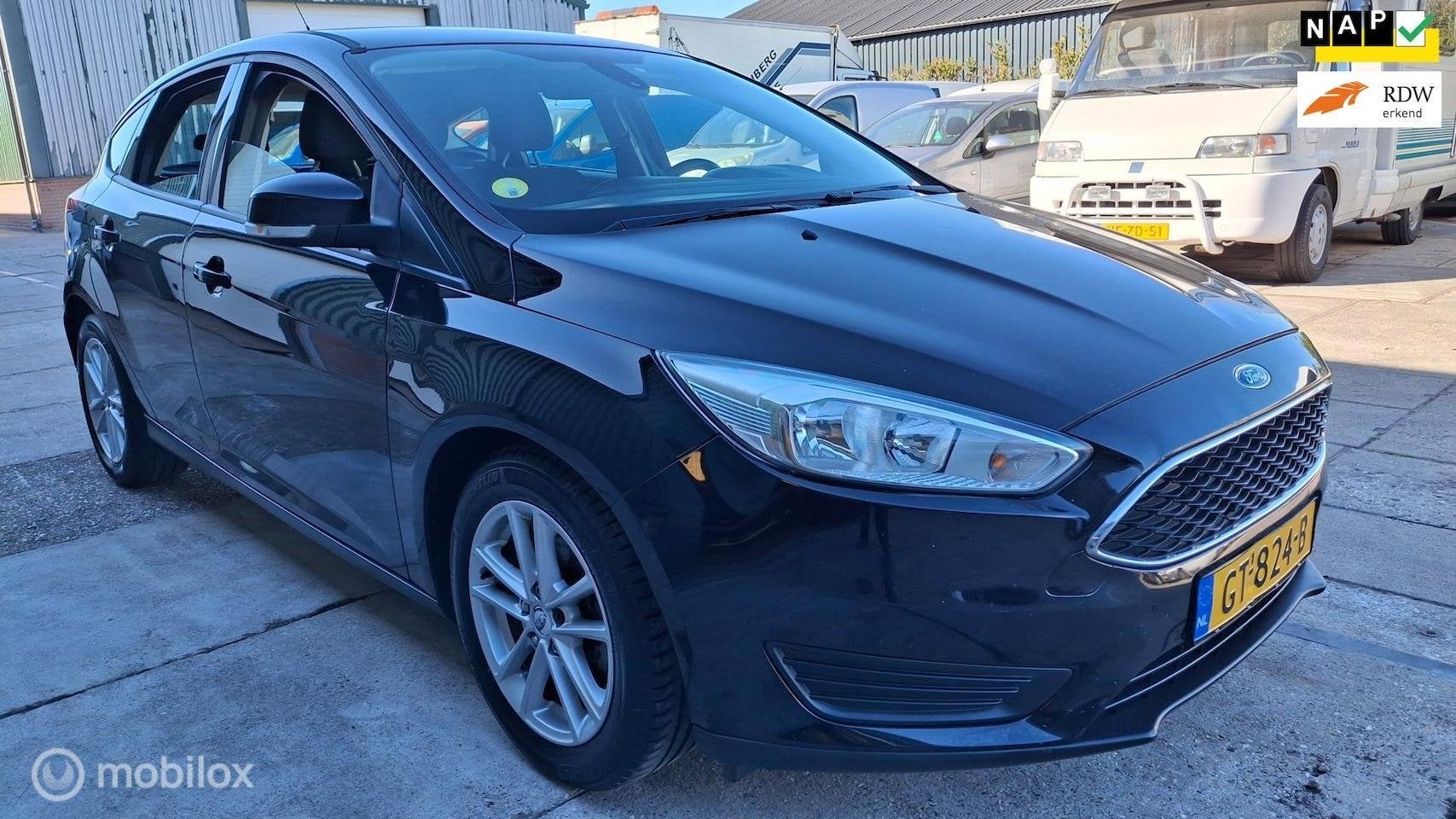 Ford Focus 1.5 TDCI 2e Eig Dealer onderhouden Nw APK Euro 6, Auto's, Dealer onderhouden, Gebruikt, Euro 6, Zwart