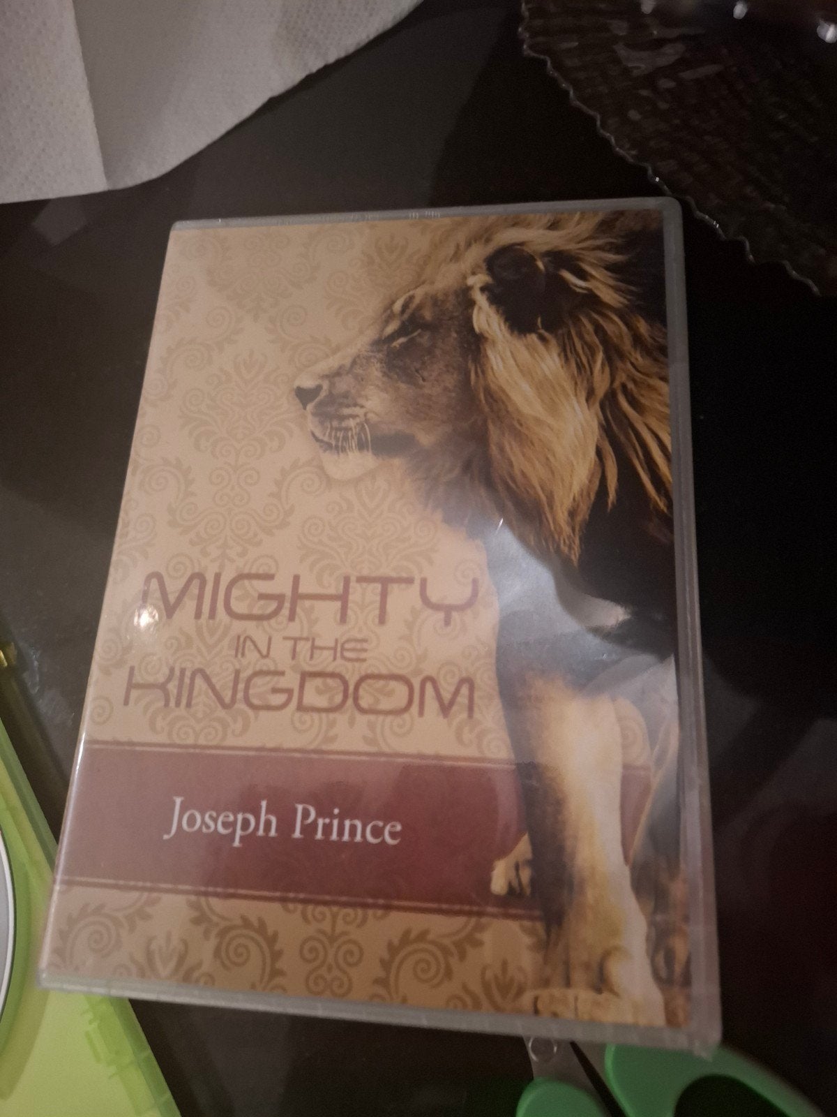 Mighty in the Kingdom - Joseph Prince (Nieuw), Ophalen of Verzenden, Nieuw in verpakking