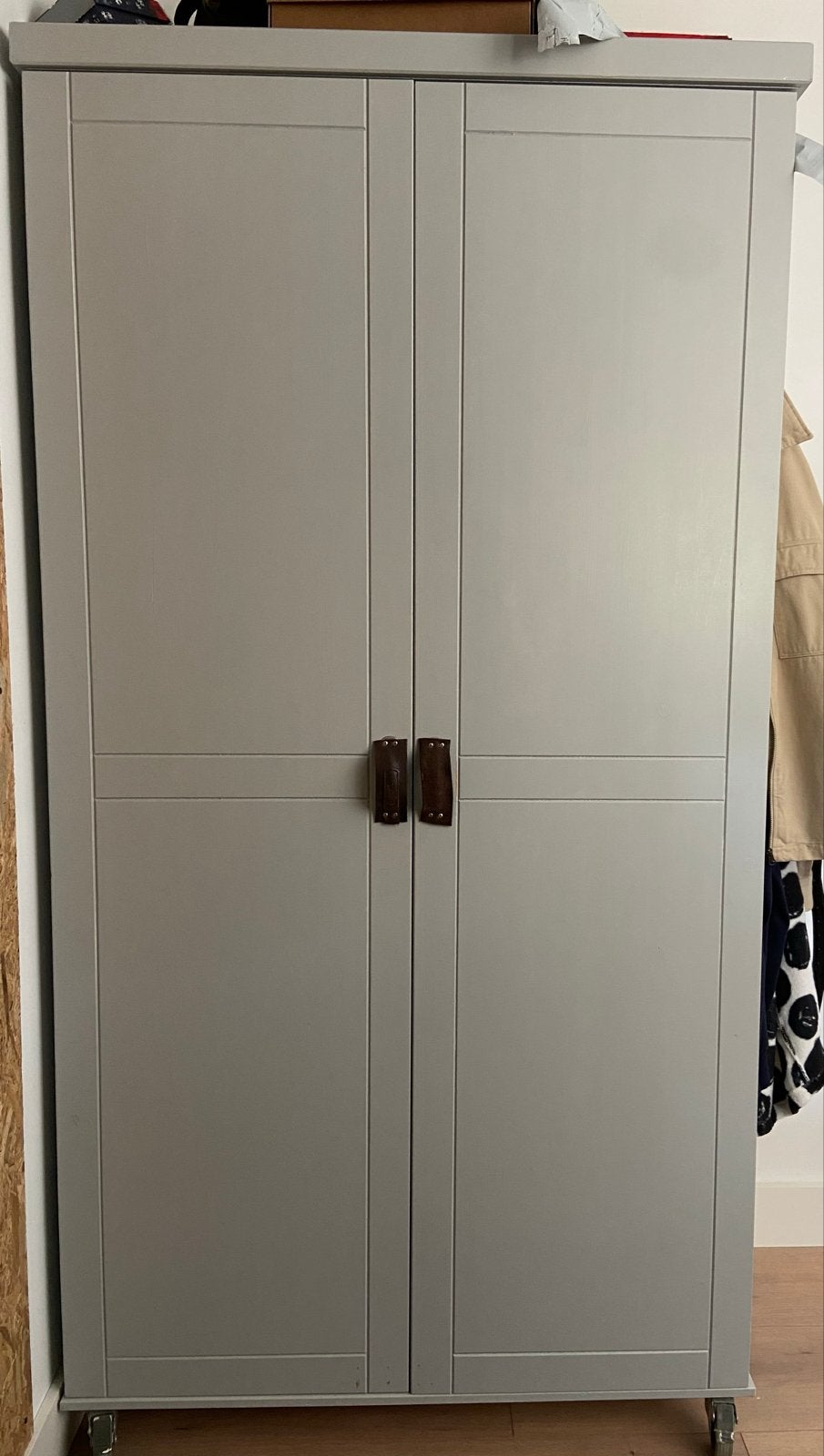 Grijze bopita kledingkast met hangruimte en planken, Ophalen, Gebruikt, 50 tot 100 cm, 150 tot 200 cm