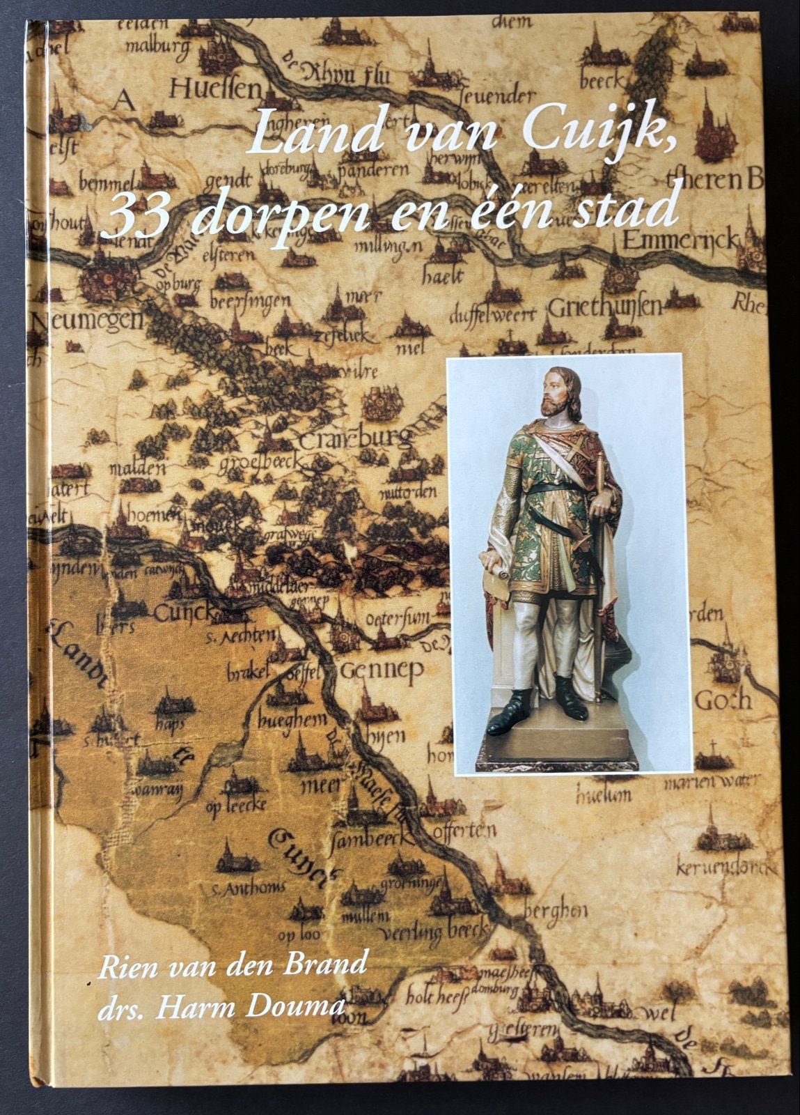 Land van Cuijk, 33 dorpen en één stad - Geschiedenis, Ophalen of Verzenden, 20e eeuw of later, Zo goed als nieuw