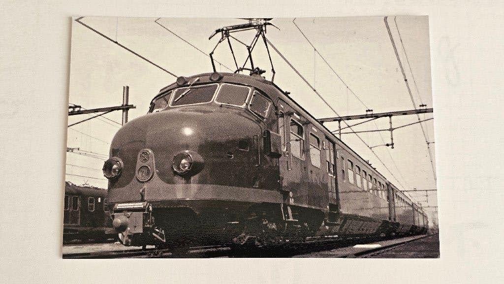 Foto TREIN NS Nederlandse Spoorwegen 711 Mat 54 Hondekop, Verzenden, Gebruikt, Trein, Overige typen