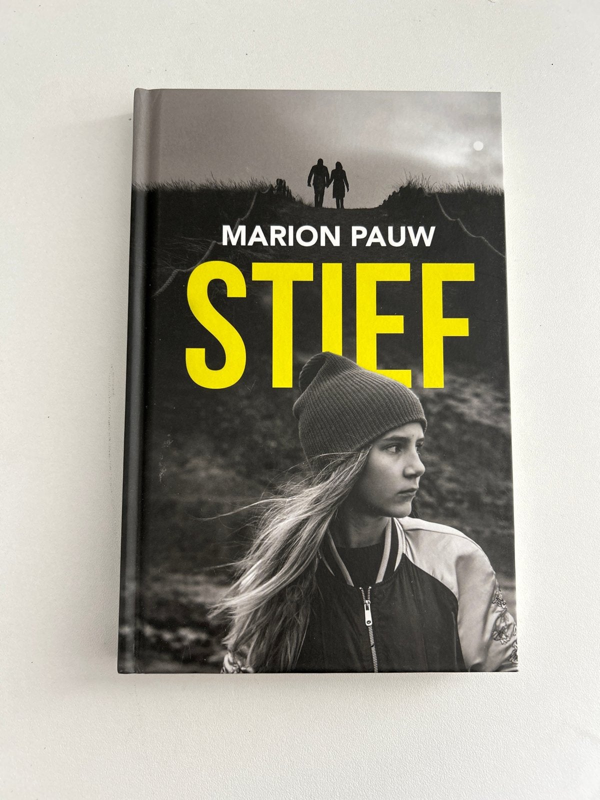 Stief - Marion Pauw (thriller), Ophalen of Verzenden, Zo goed als nieuw