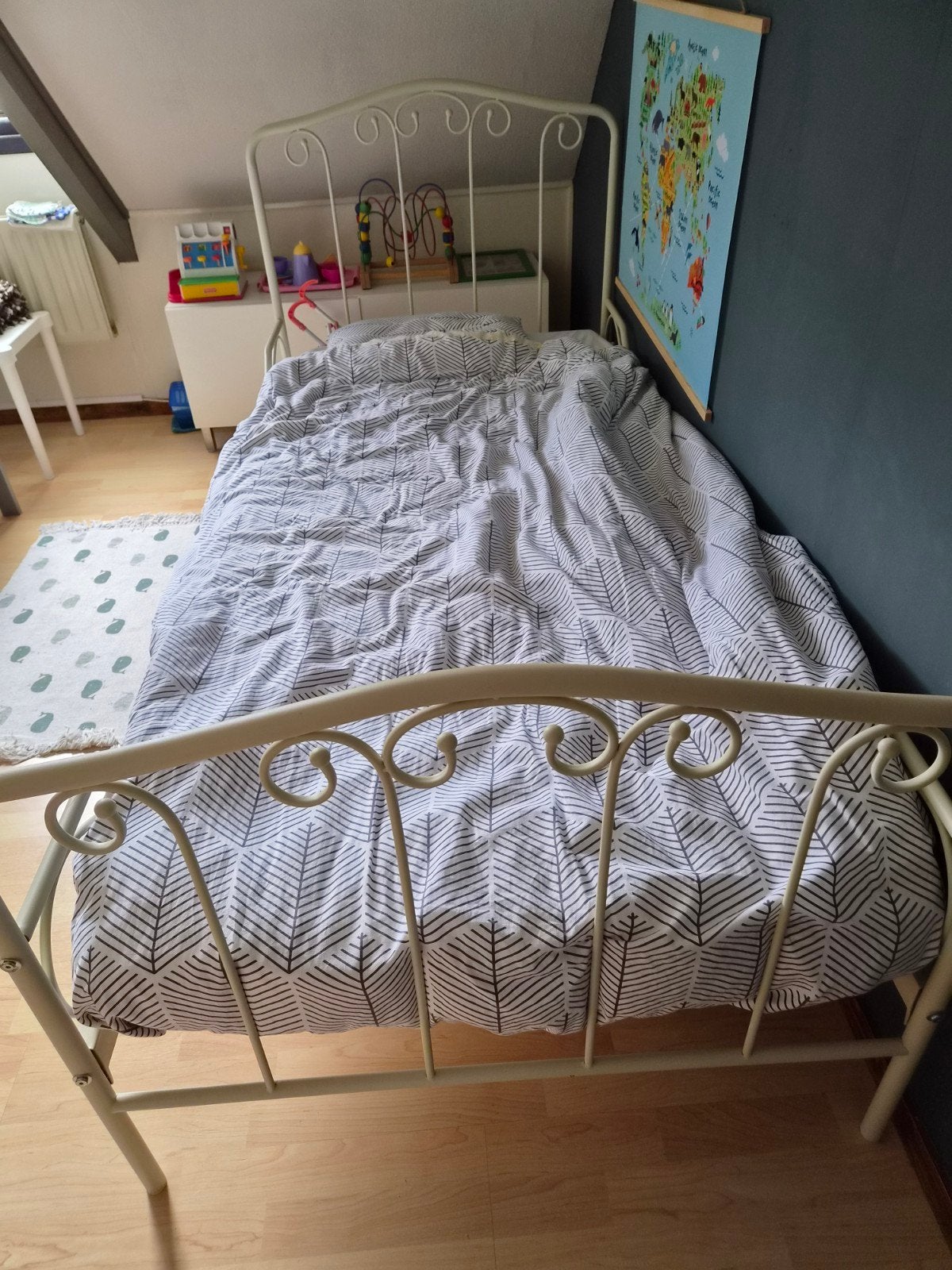 1 persoons metalen bed, 85 tot 100 cm, Zo goed als nieuw, 180 cm of meer, Ophalen