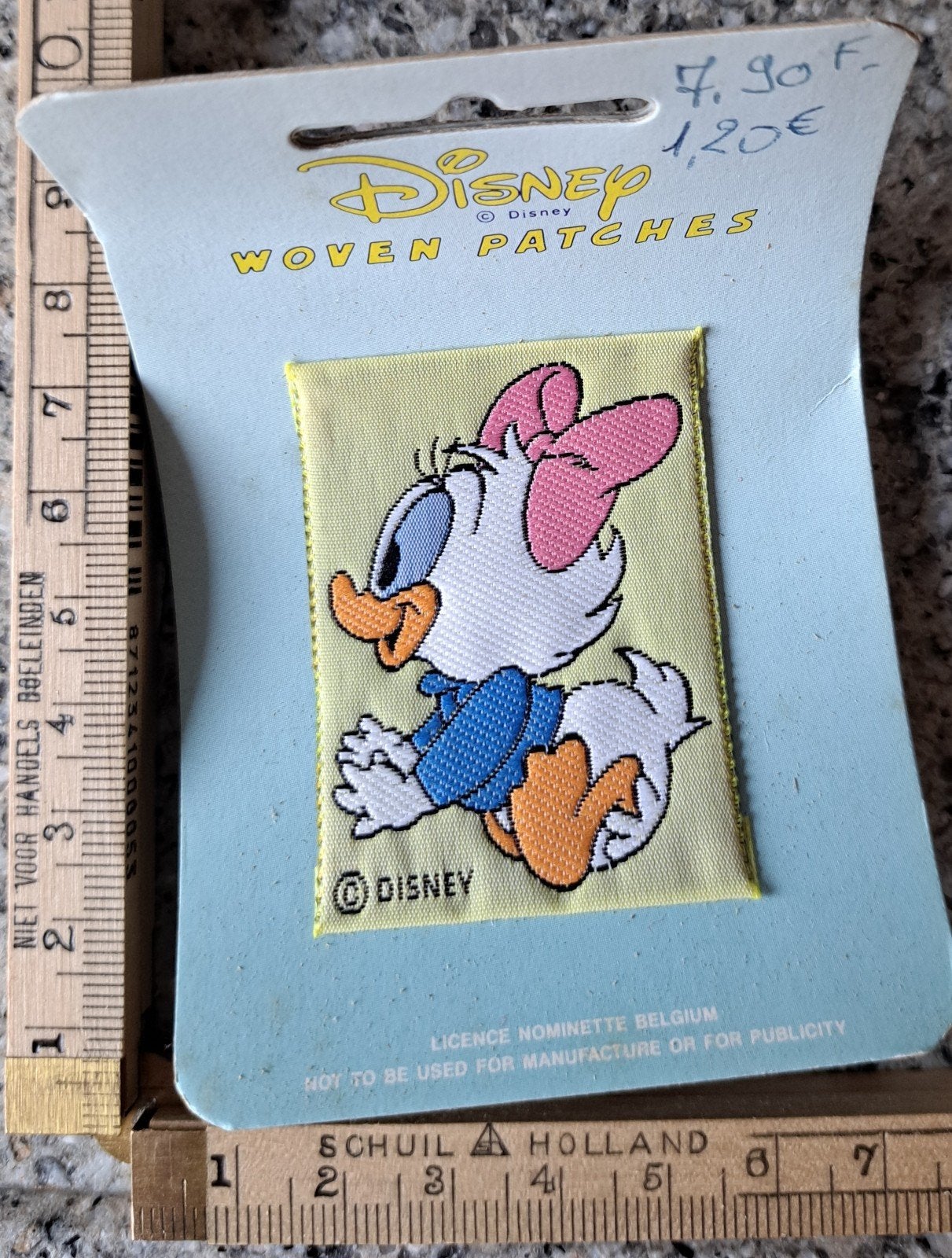 Vintage officiële Disney geweven embleem baby Katrien Duck, Ophalen of Verzenden, Overige figuren, Nieuw, Kleding of Textiel