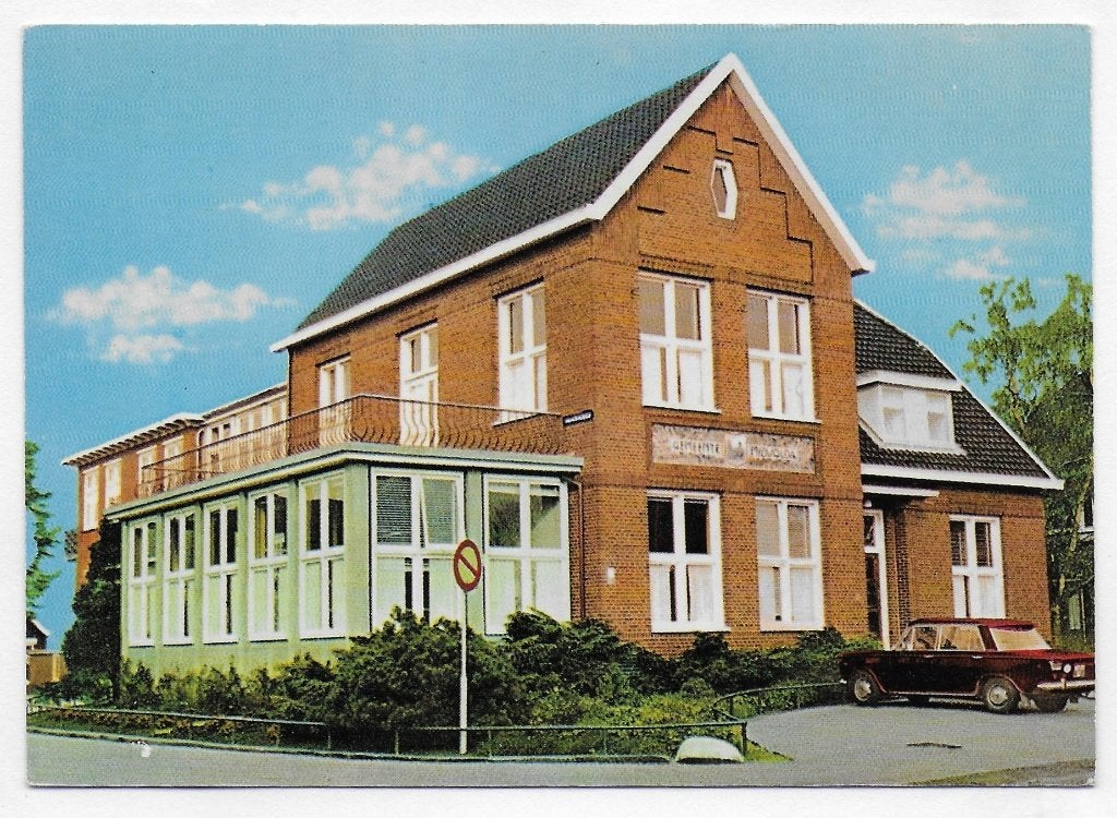 Midwolde Gemeentehuis ongelopen Ansichtkaart (B2736 ), Ophalen of Verzenden, 1980 tot heden, Ongelopen