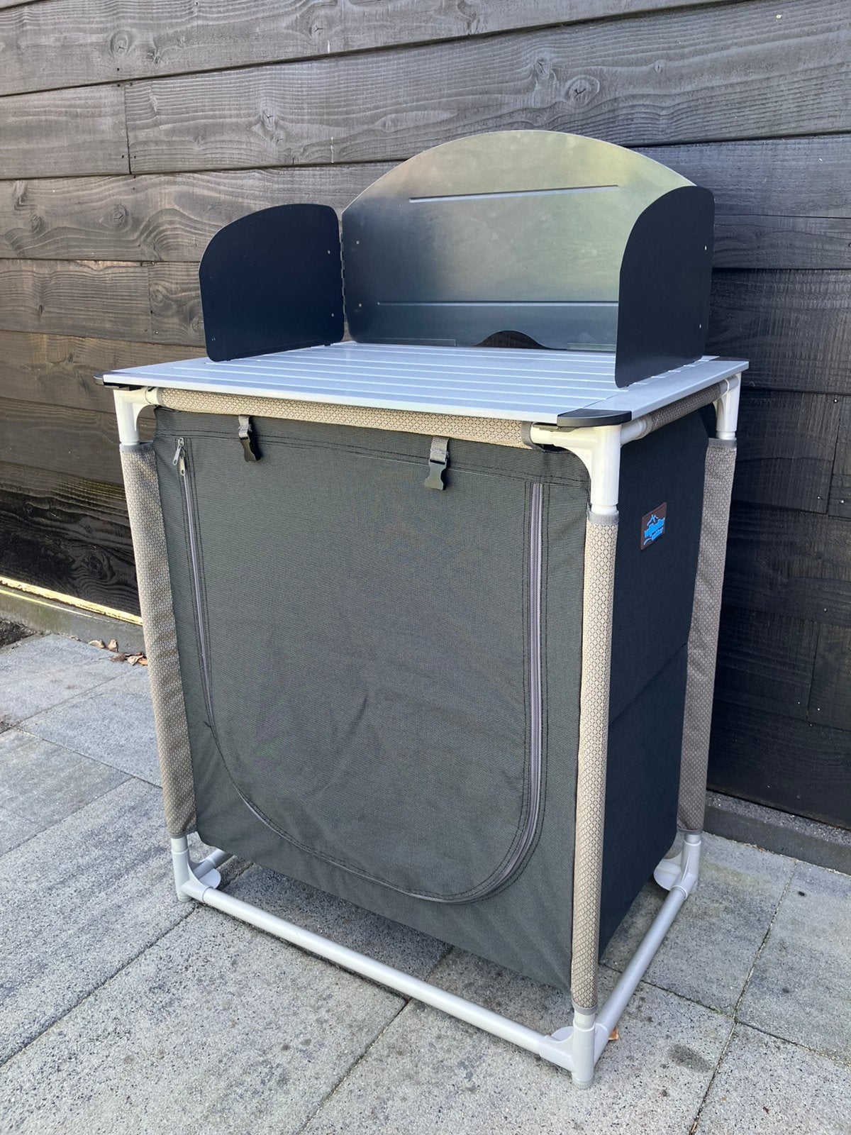 2x Vrijbuiter Outdoor campingkast/kookkast (H85xB75xD53), Ophalen, Gebruikt, Campingkast