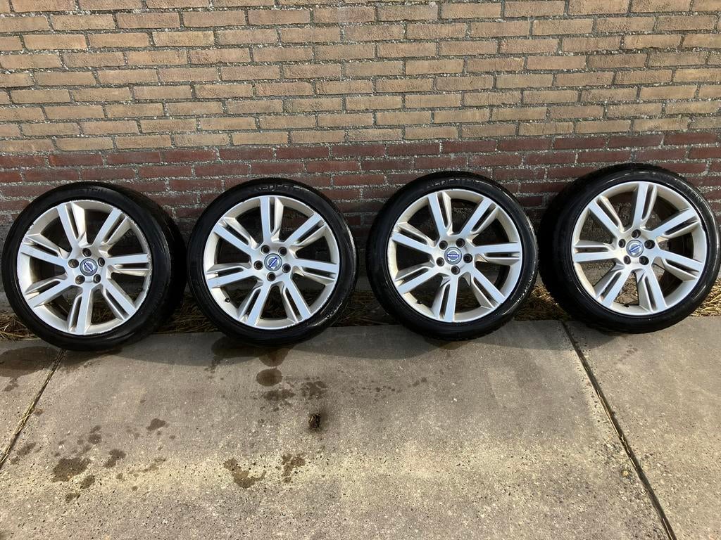 Volvo Velgen, Ophalen, 18 inch, Gebruikt, Velg(en)