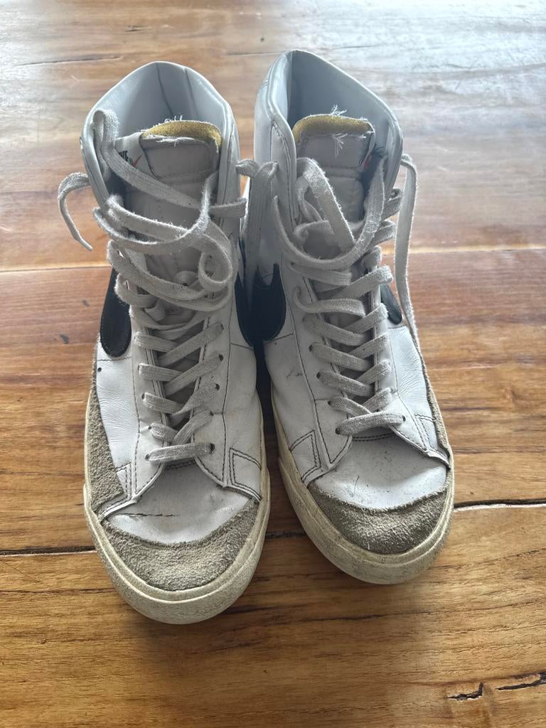 Nike Blazer Mid '77 Vintage Sneakers - Gedragen, Kinderen en Baby's, Ophalen of Verzenden, Gebruikt, Jongen of Meisje, Schoenen