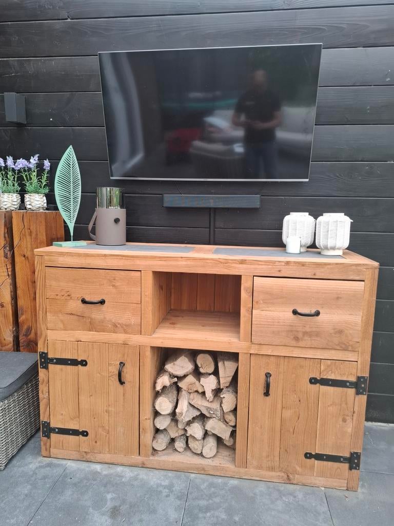 Douglas kast met koelkasten, Ophalen, Zo goed als nieuw