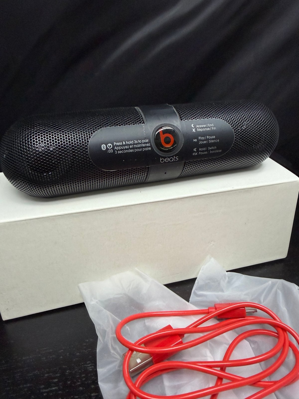 Beats Pill 2.0 Bluetooth Speaker - Zwart (incl. doos), A, Overige typen, Ophalen of Verzenden, Zo goed als nieuw