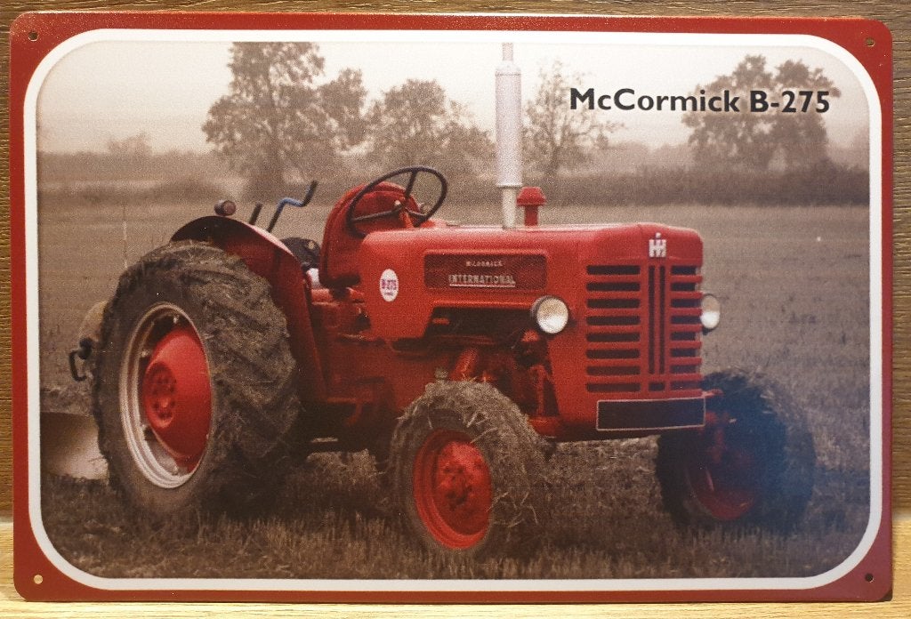 MC Cormick B-275 tractor reclamebord van metaal wandbord