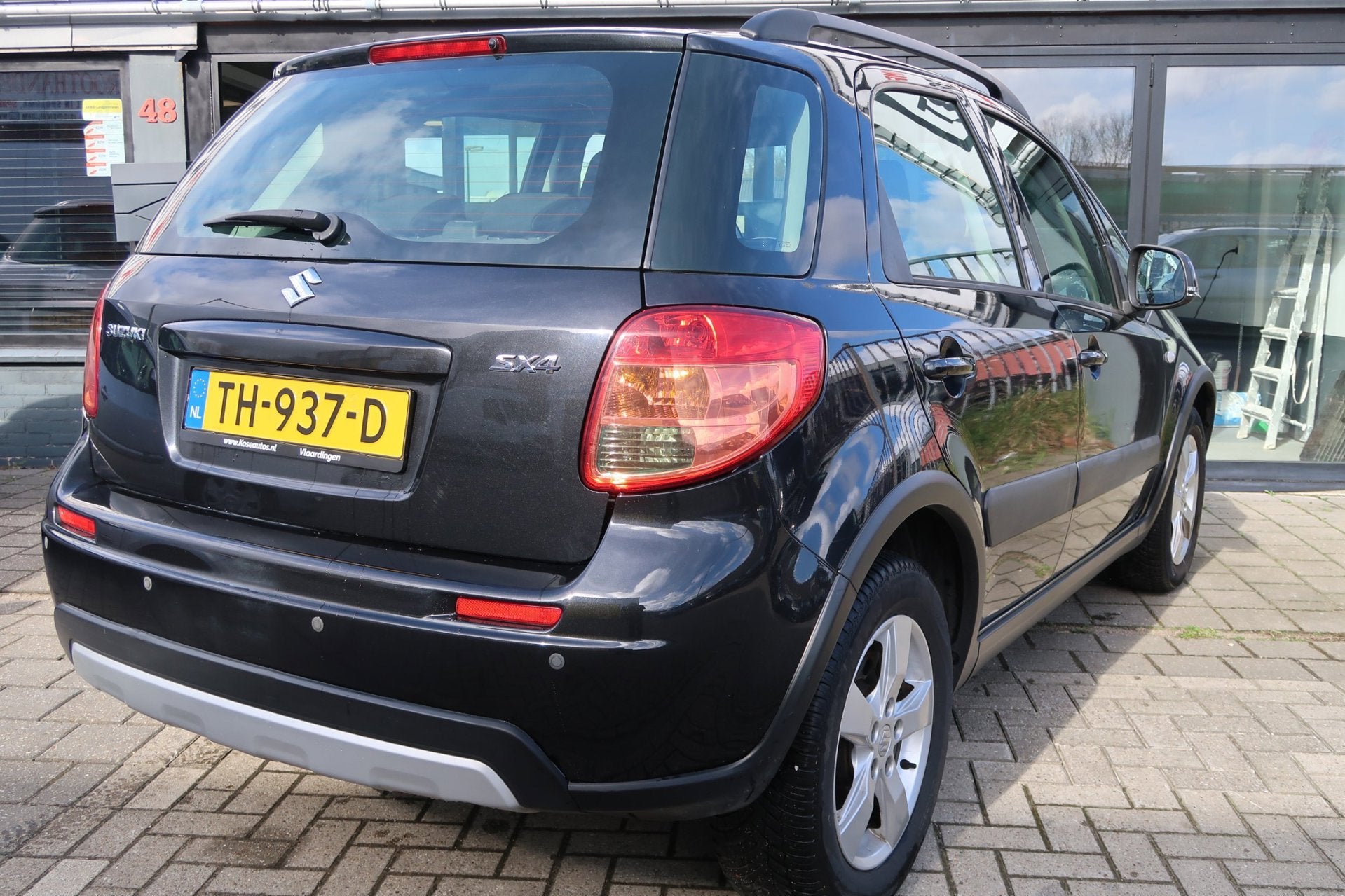 Suzuki SX4 1.6 Exclusive *Rijklaarprijs *Automaat *Parkeerse, Gebruikt, Zwart, 4 cilinders, Verwarmde buitenspiegels