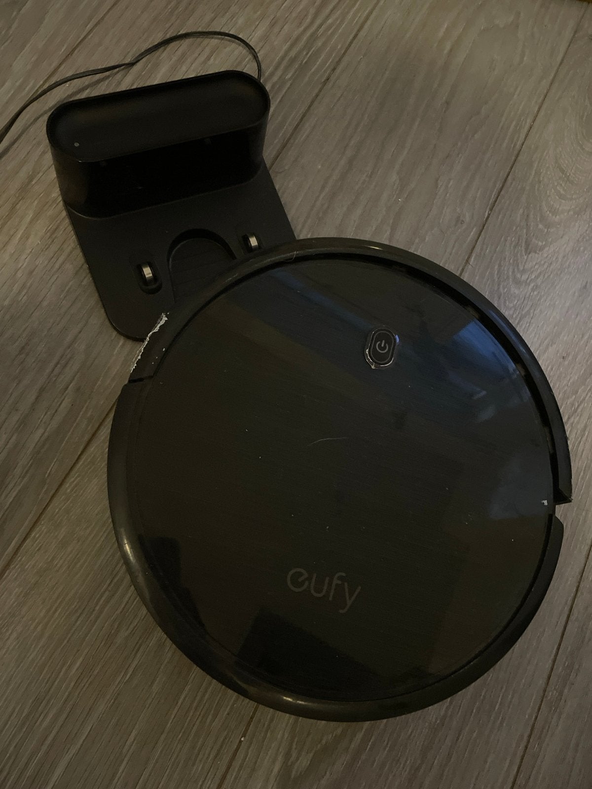 Robotstofzuiger - Matig functionerend (Eufy RoboVac 11S), Overige merken, Gebruikt, Robotstofzuiger, Reservoir