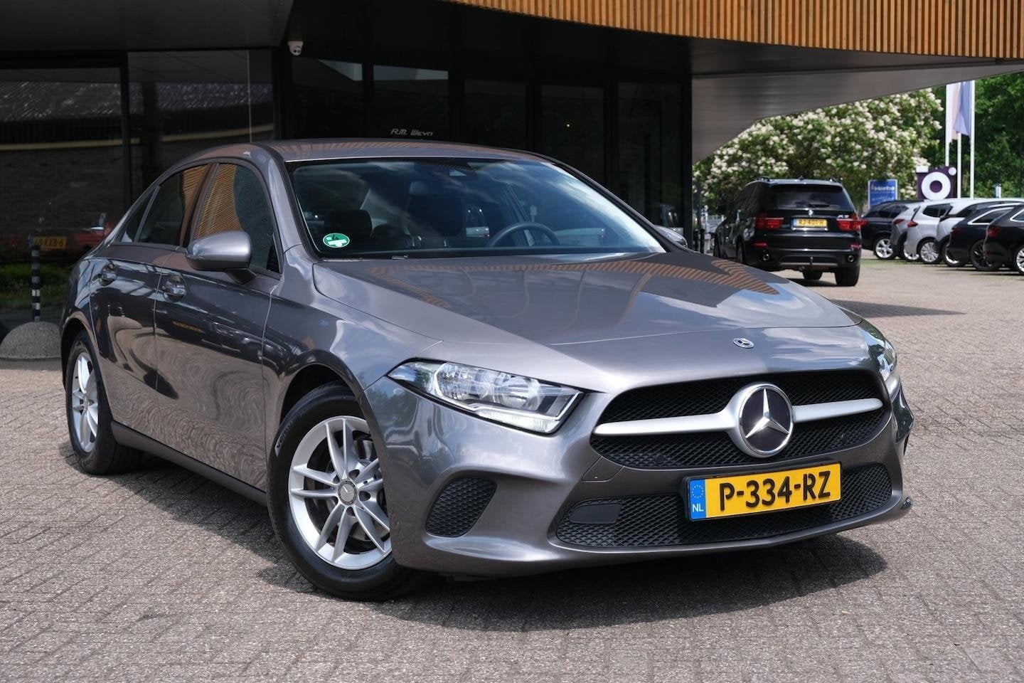 Mercedes-Benz A-klasse 180|Rijklaar|Camera|Apple Carplay|And, Auto's, Mercedes-Benz, Voorwielaandrijving, 136 pk, Gebruikt, 4 cilinders