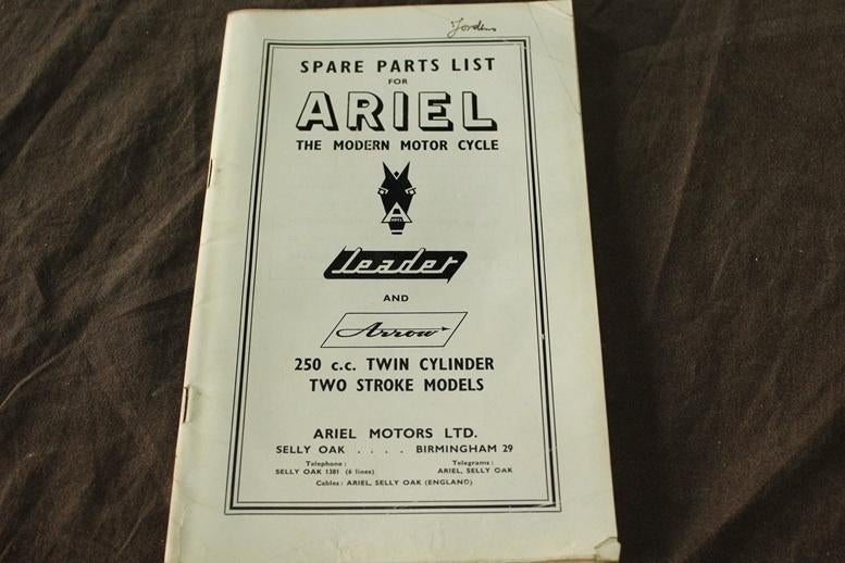Ariel Arrow Leader 1961 250cc twin motorcycle parts list, Motoren, Ophalen of Verzenden, Overige merken