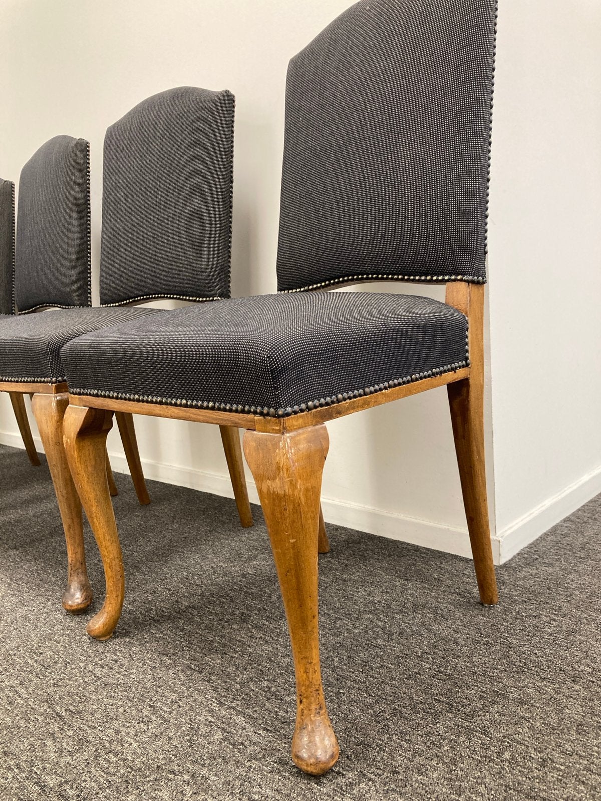 Set van 5 antieke stoelen met donkergrijze bekleding, Ophalen