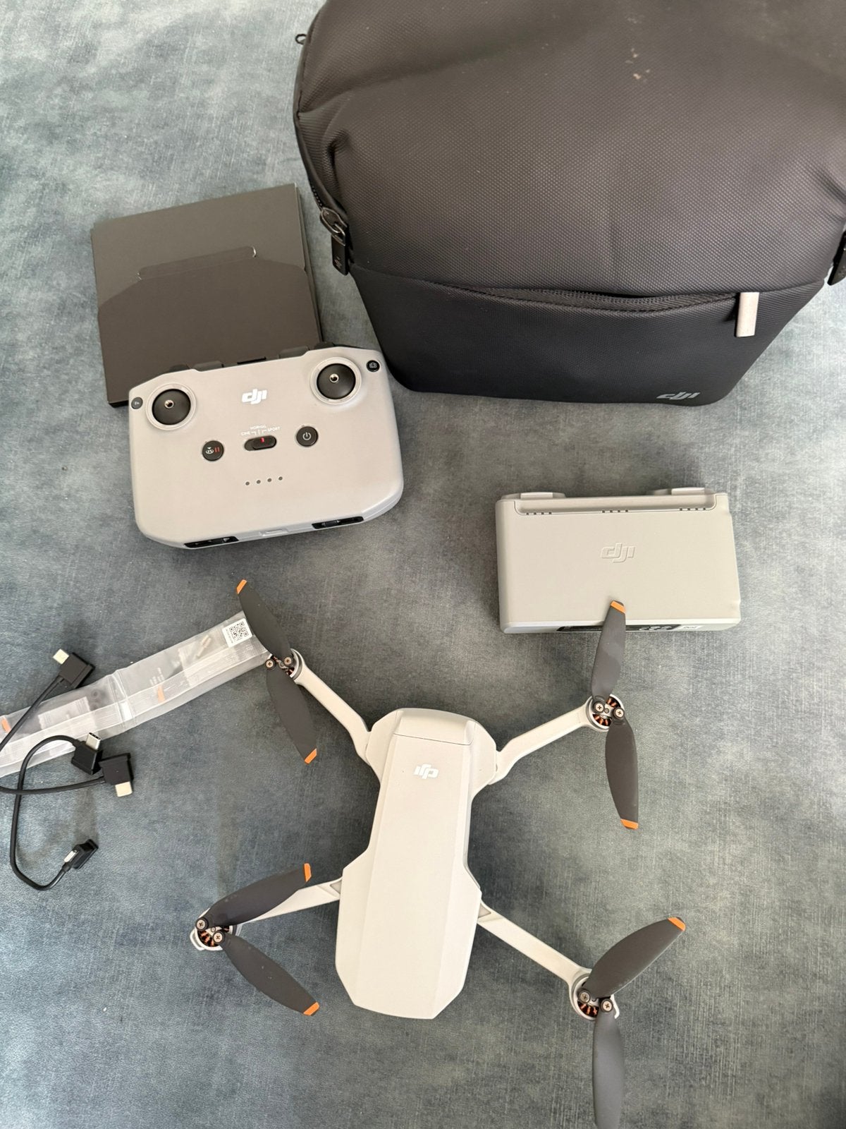Dji mini 2 fly more combo, Audio, Tv en Foto, Drones, Ophalen, Zo goed als nieuw
