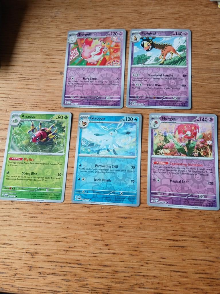 Pokémon kaarten: Slurpuff, Farigiraf, Ariados, Glaceon,, Ophalen of Verzenden, Gebruikt, Meerdere kaarten