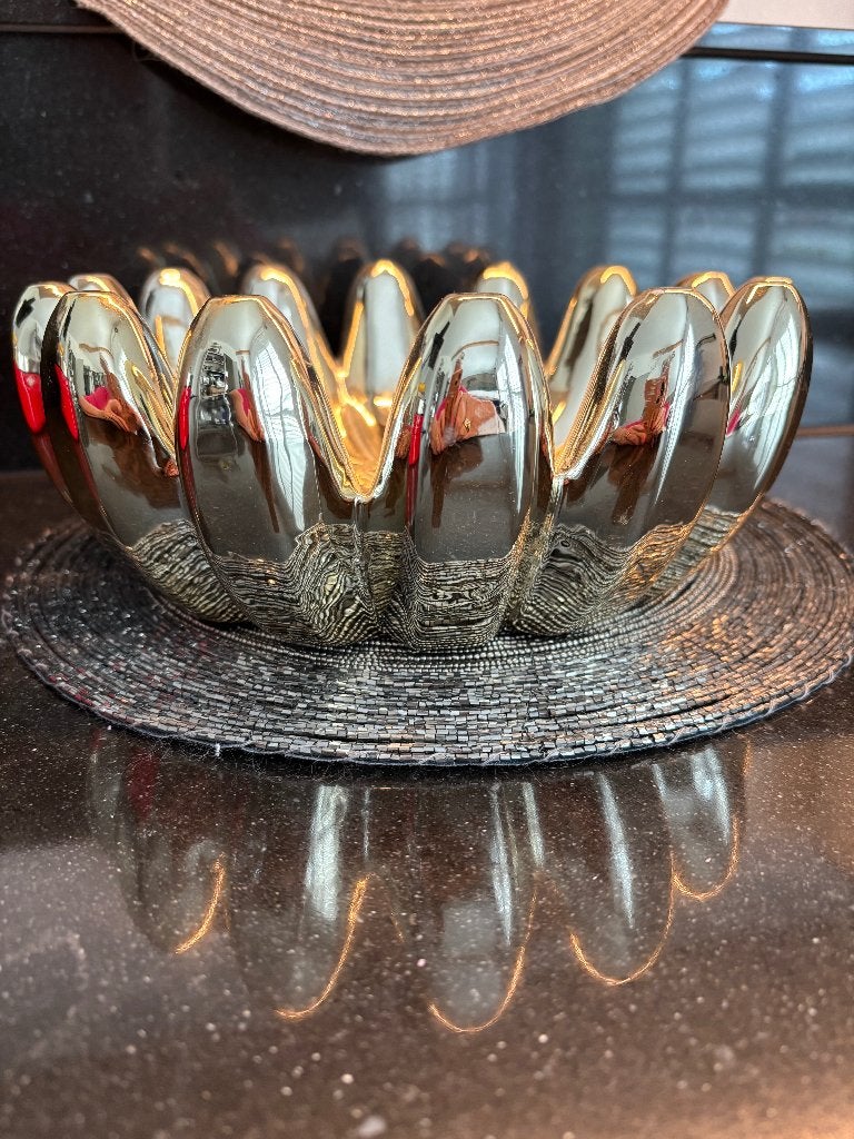 Fruitschaal aardewerk bananen motief, Ophalen, Porselein of Keramiek, Schaal, Rond