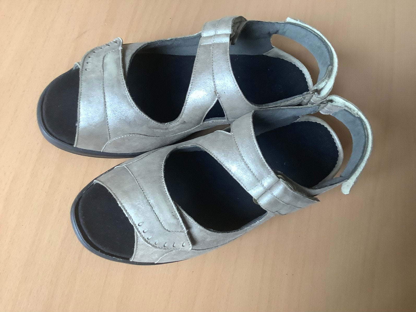 DUREA sandalen mt 7 =40 M, Ophalen of Verzenden, Zo goed als nieuw